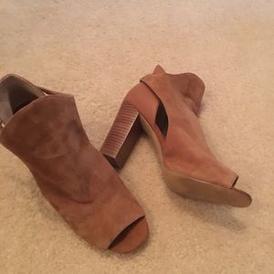 White House Black Market - size 10